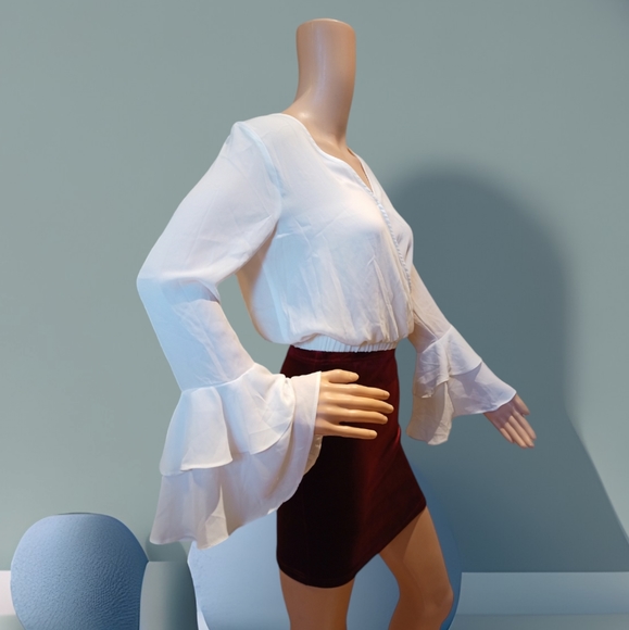 U2B Women's White Flounce Sleeve Sheer Cropped Blouse - Picture 10 of 16